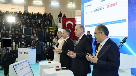 Cumhurbaşkanı Erdoğan, Hatay’da kura çekim ve konut teslim törenine katıldı